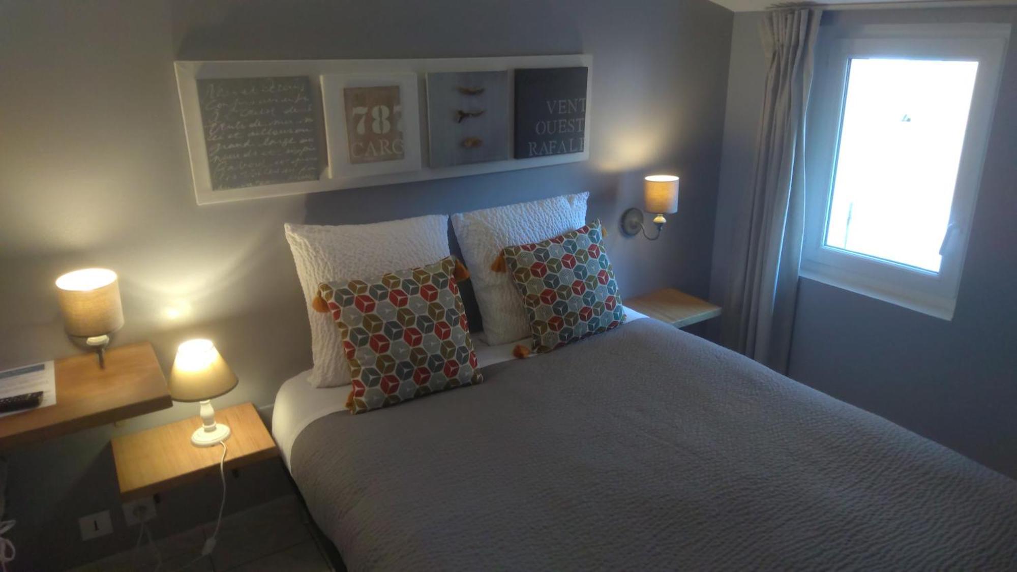 Logis Hotel La Cle Des Songes Pierrefeu-du-Var Eksteriør billede